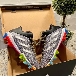 Boys Football Cleats - Size 6 - Adidas Freak